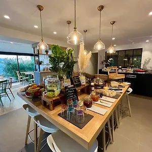 Campanile Centre Sortie 21 Sur A7 A9 Hotell Orange (Vaucluse)